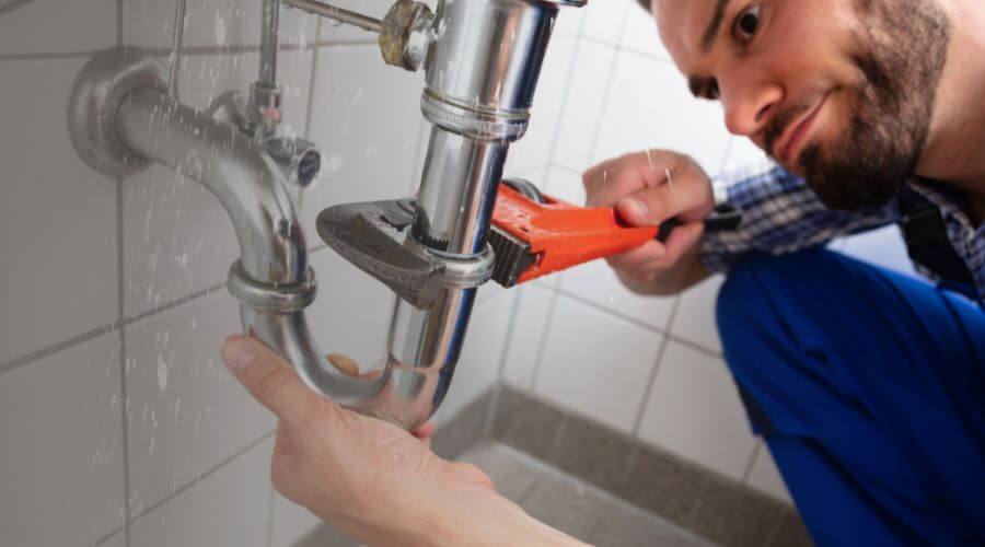 Professional same day plumber services in East Dubuque, IL